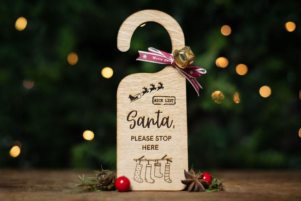 Santa please stop here door hanger